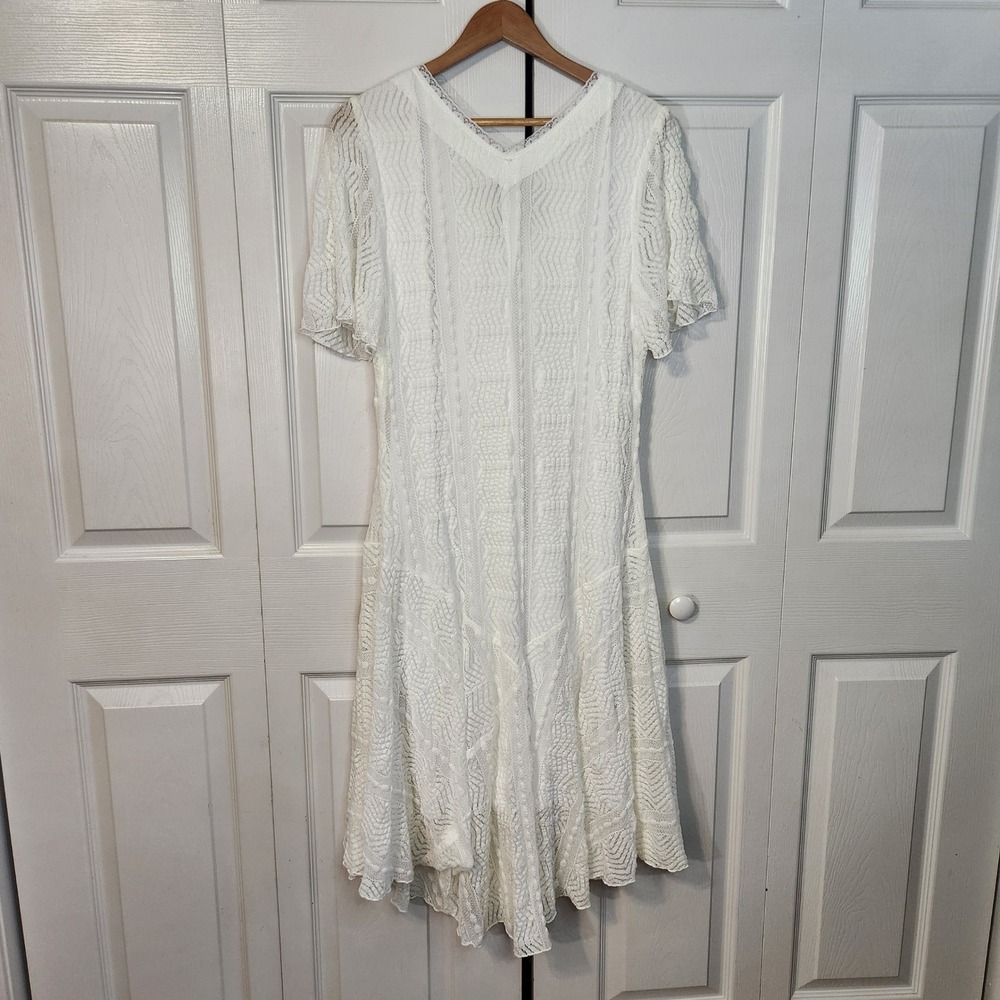 Rabbit Rabbit Rabbit Designs White Chevron Lace Midi Dress Ruffled Hem 18 - Picture 2 of 12